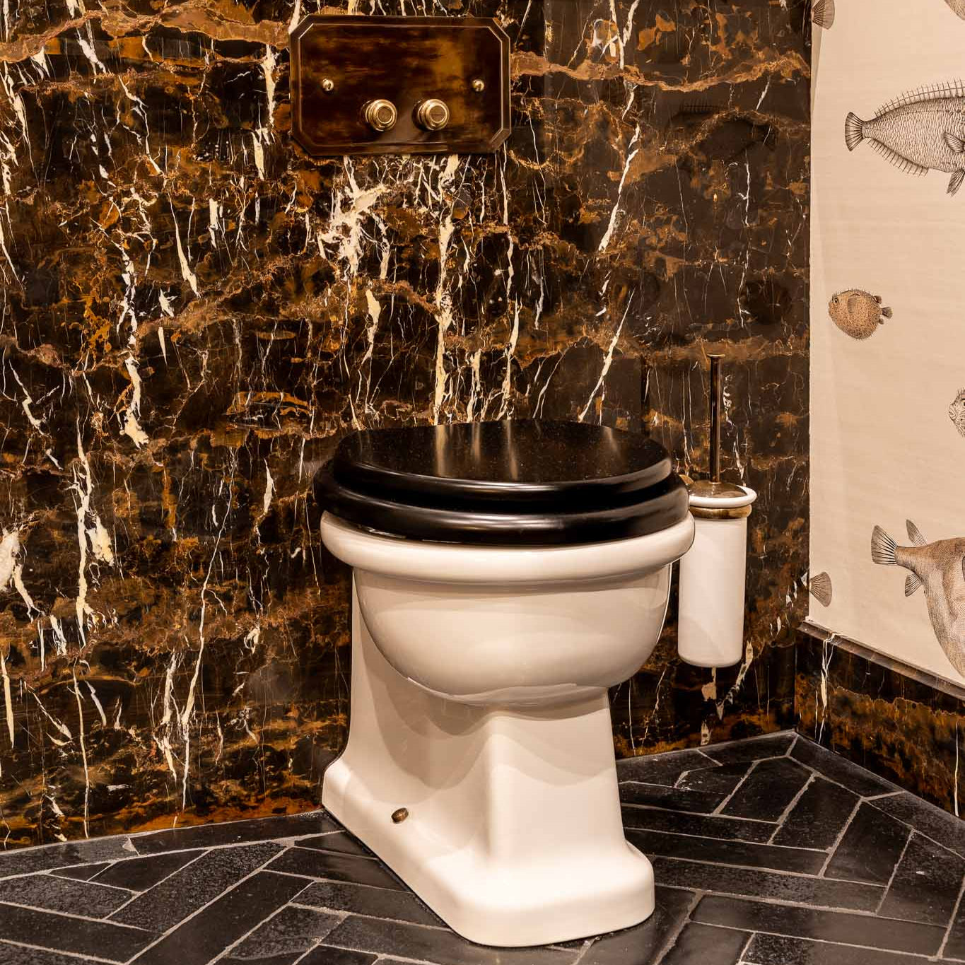 Luxury WC Suites, Toilets & Loos - Rutland London