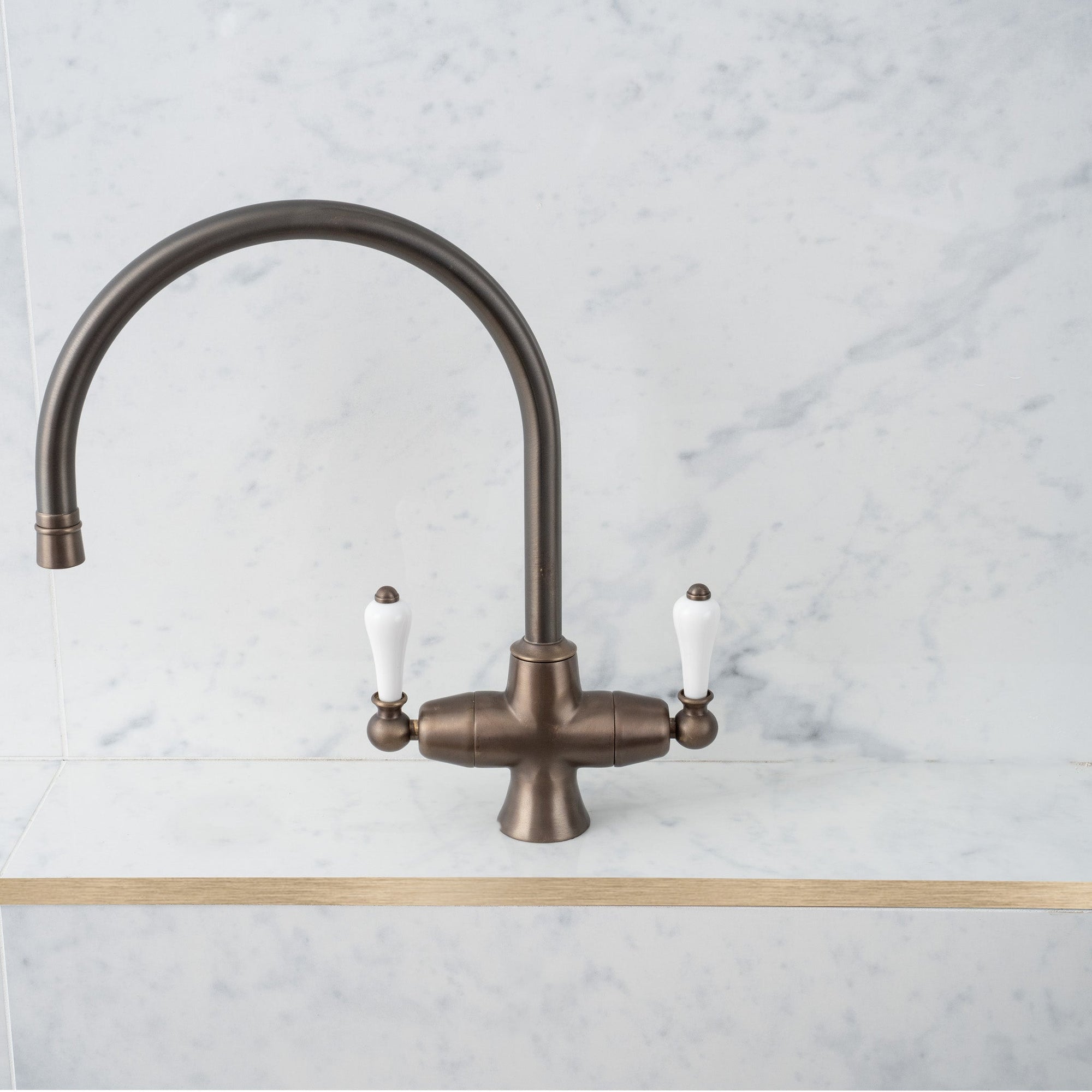 Mono Mixer Kitchen Taps - Rutland London