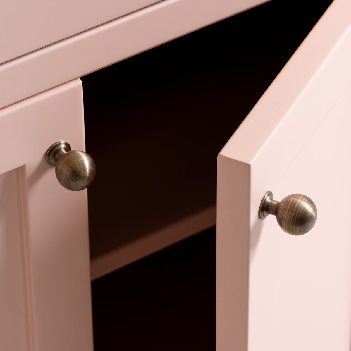 Charterhouse Vanity Suite (Inc. Marble Top, Upstand & Basin) - Rutland London