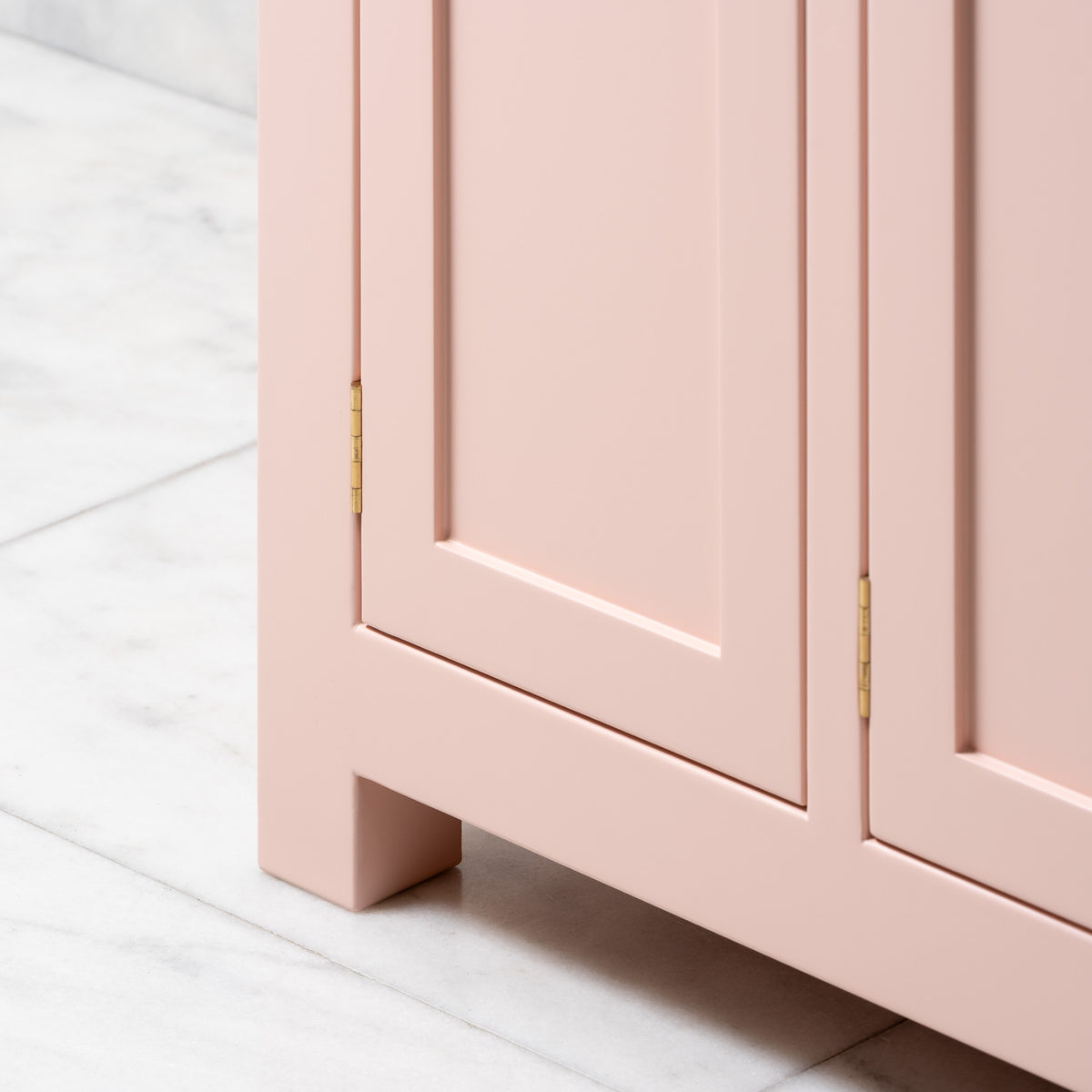 Charterhouse Vanity Suite (Inc. Marble Top, Upstand & Basin) - Rutland London