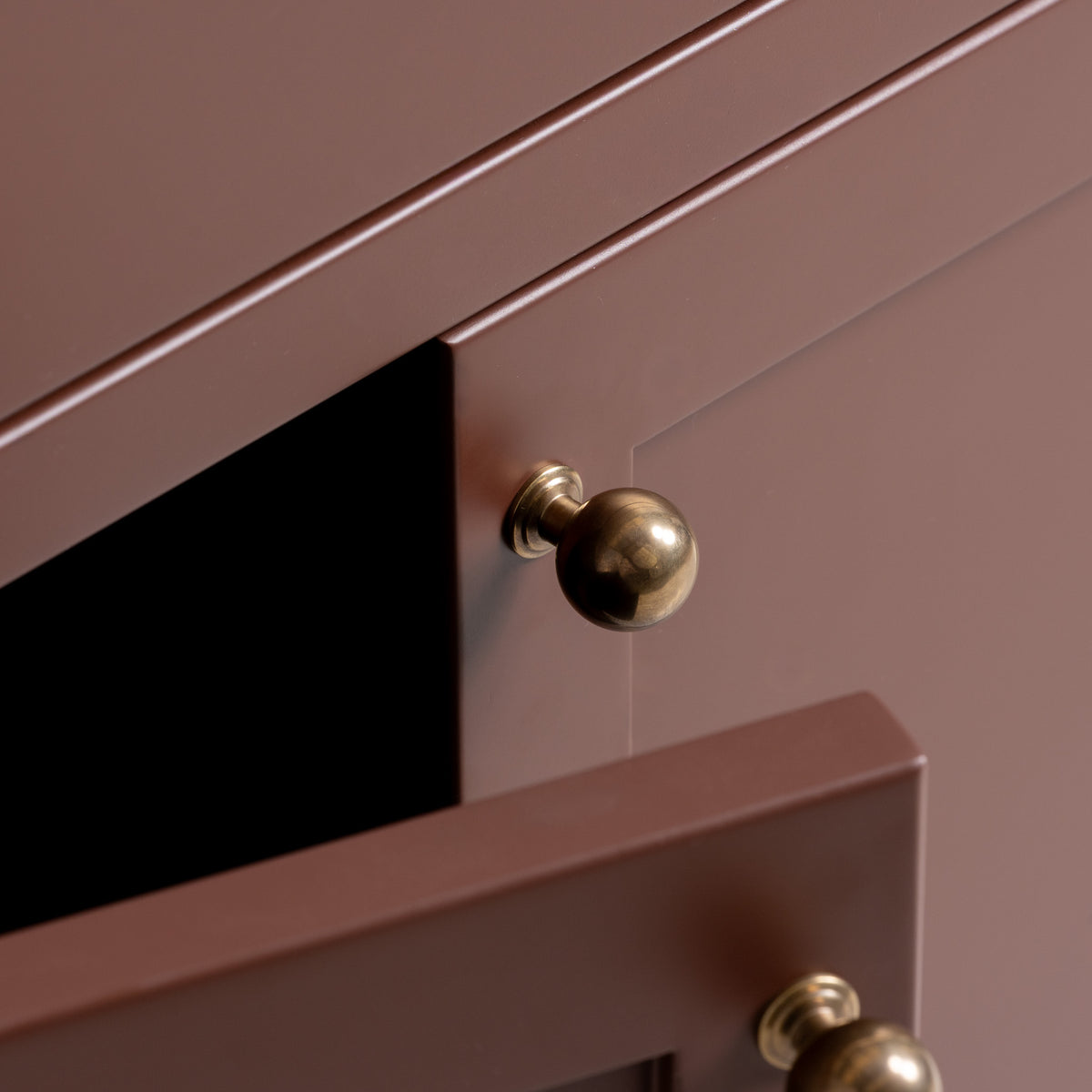 Onslow Vanity Suite (Inc. Marble Top, Upstand & Basin) - Rutland London