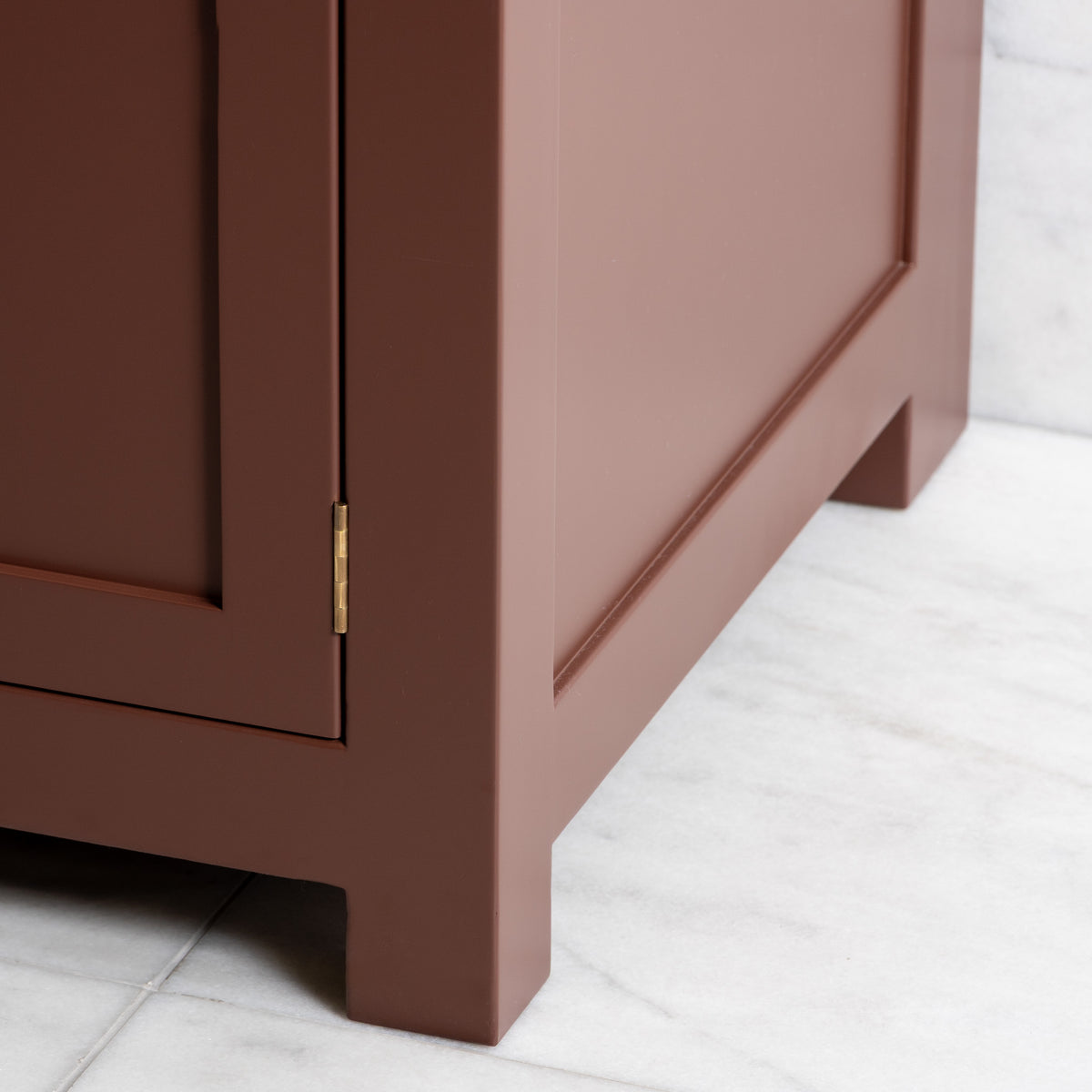 Onslow Vanity Suite (Inc. Marble Top, Upstand & Basin) - Rutland London