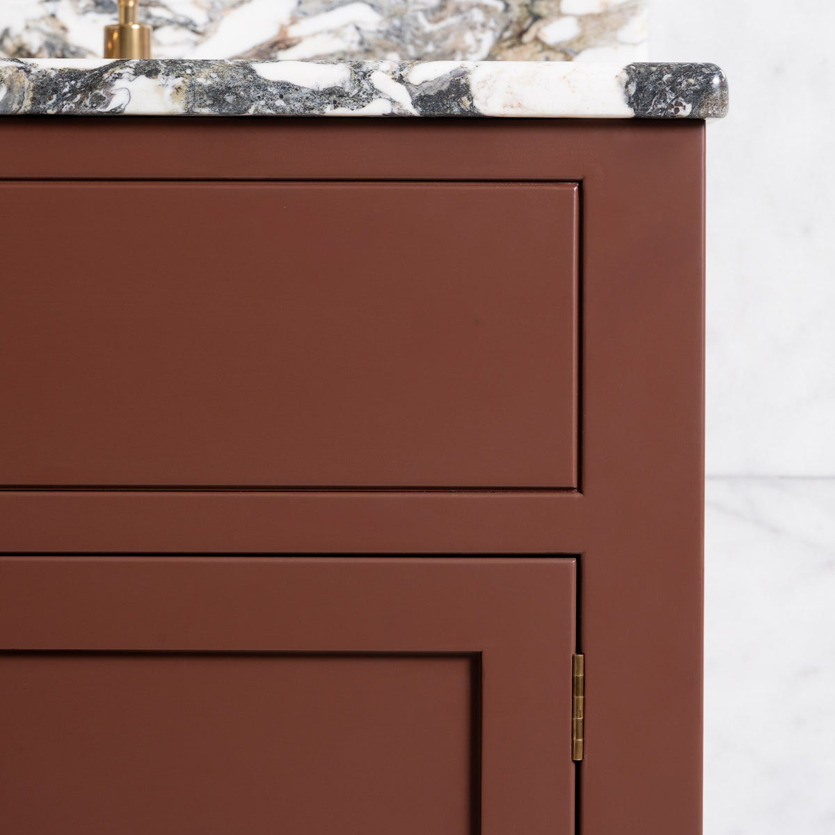 Onslow Vanity Suite (Inc. Marble Top, Upstand & Basin) - Rutland London