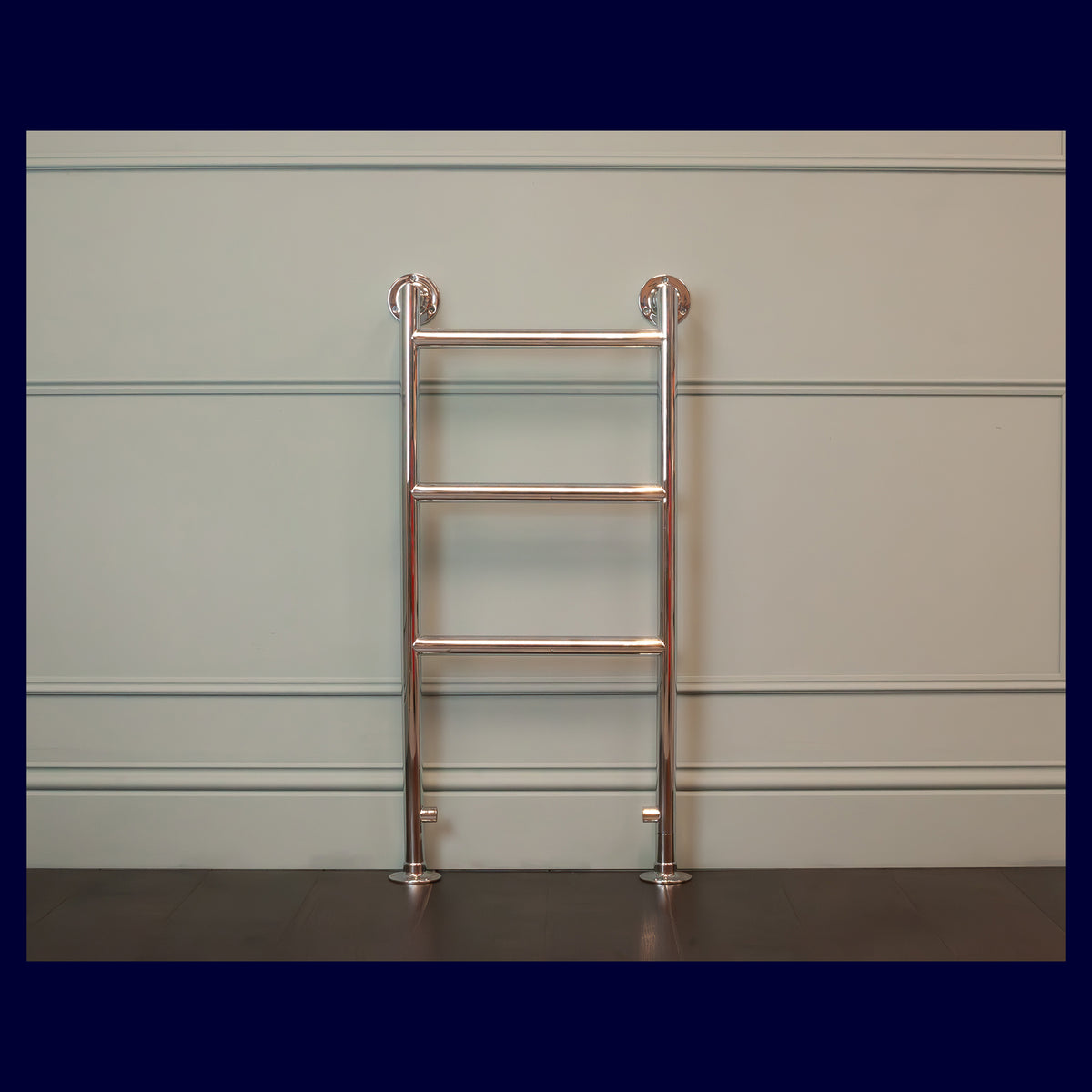 Ex-Display Soho Heated Towel Rail - 952 x 475 - Dual Fuel - Polished Chrome - Rutland London