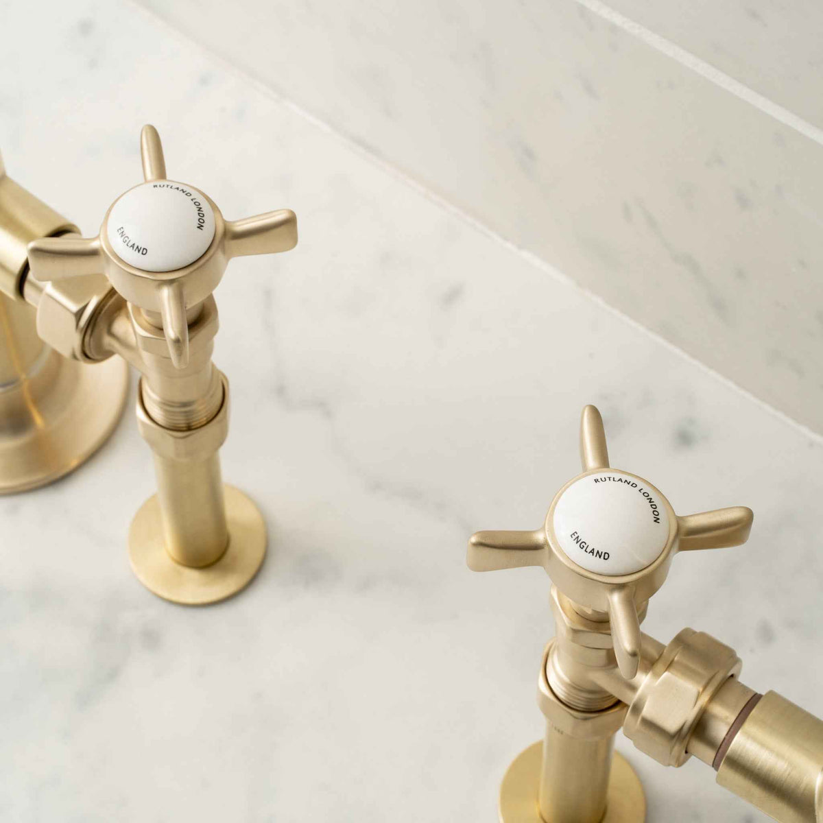 Queensgate White Ceramic Angled Manual Radiator Valves - Rutland London