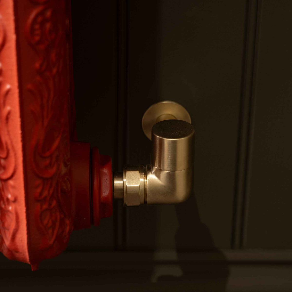 Highgrove Black Handwheel Corner Thermostatic Radiator Valves - Rutland London