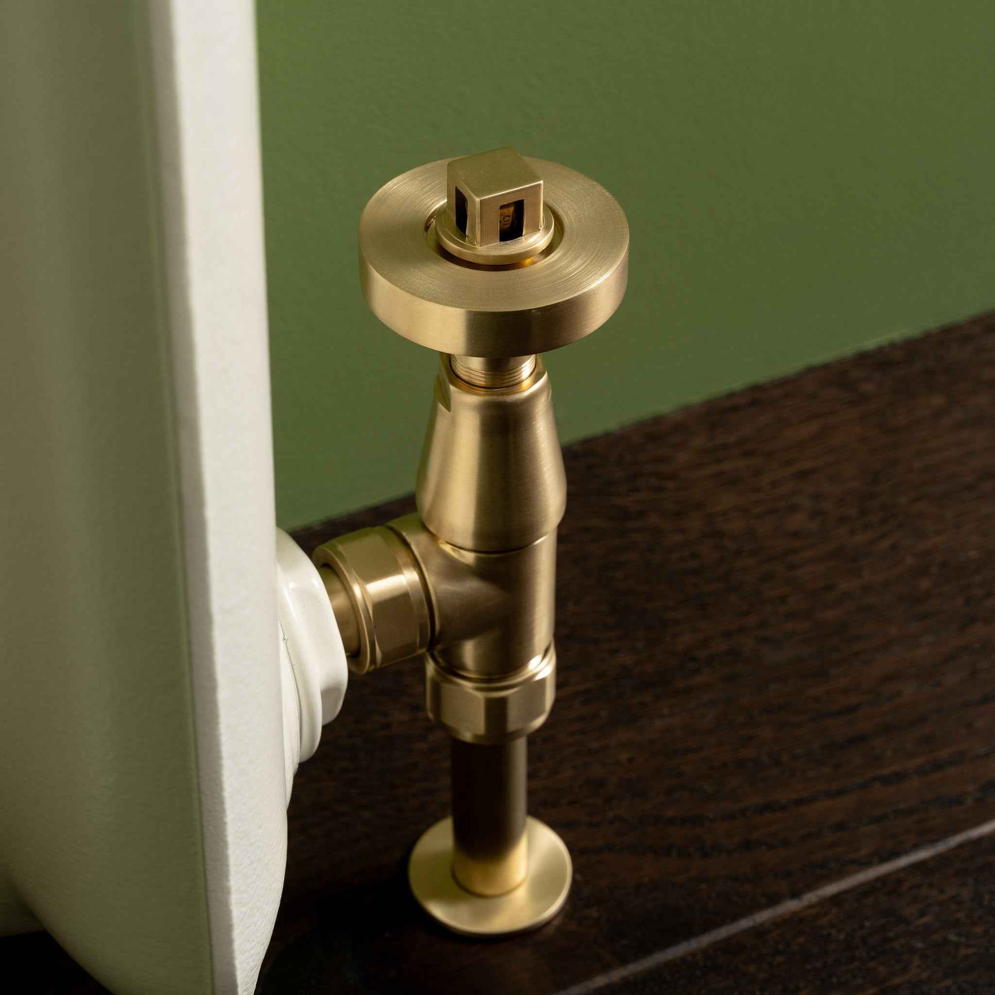 Victory Metal Handwheel Angled Thermostatic Radiator Valves - Rutland London