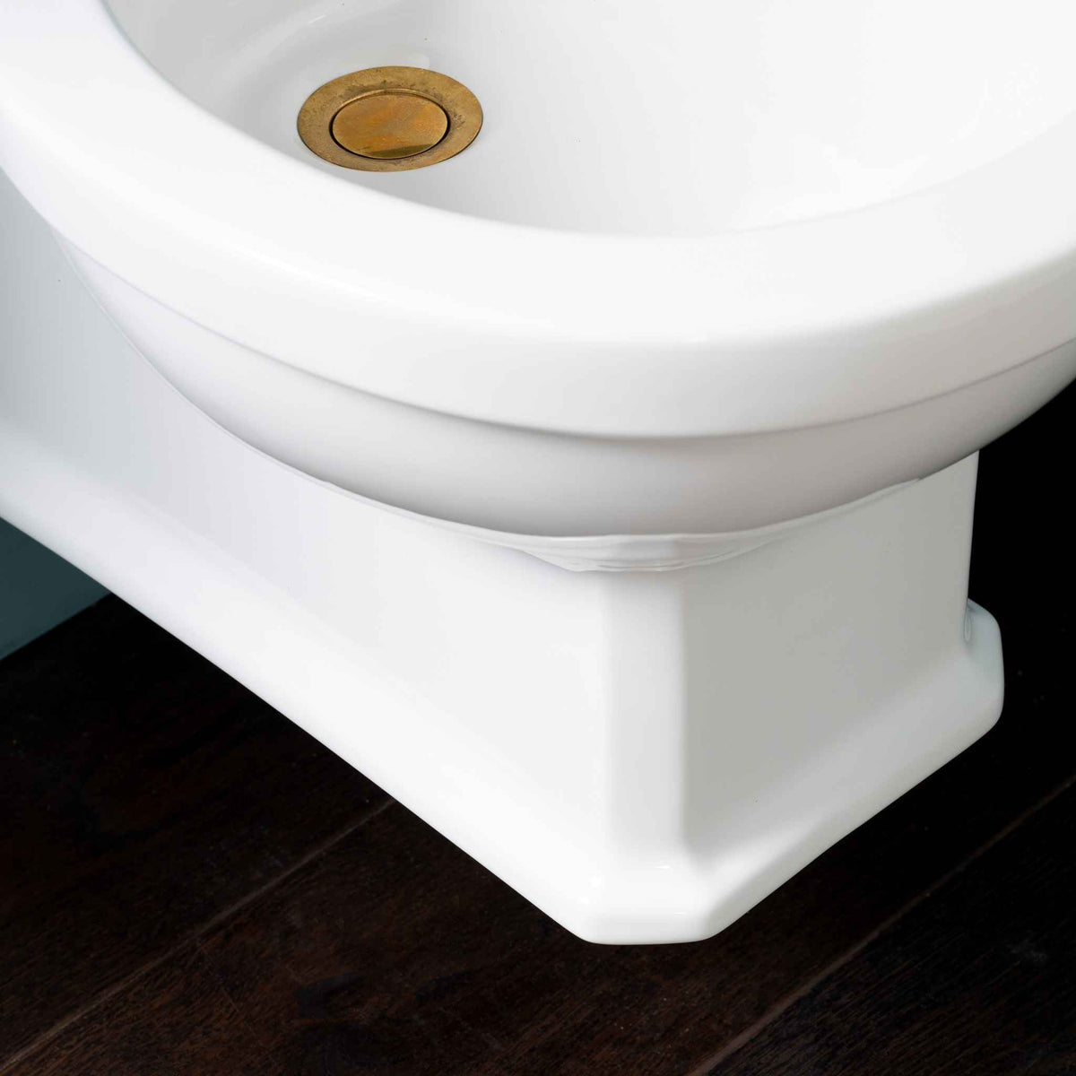 Nottingdale White Wall Hung Bidet - Rutland London