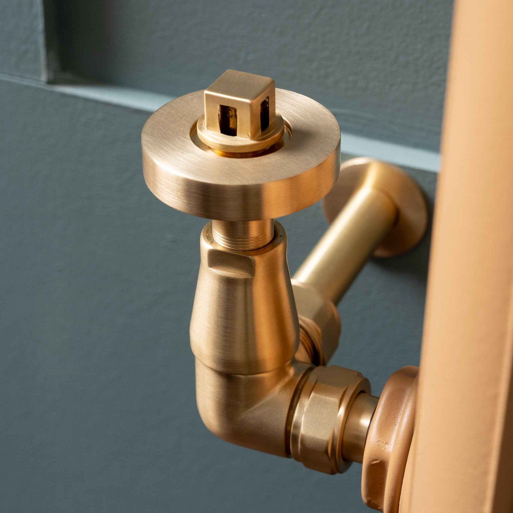 Victory Metal Handwheel Corner Thermostatic Radiator Valves - Rutland London