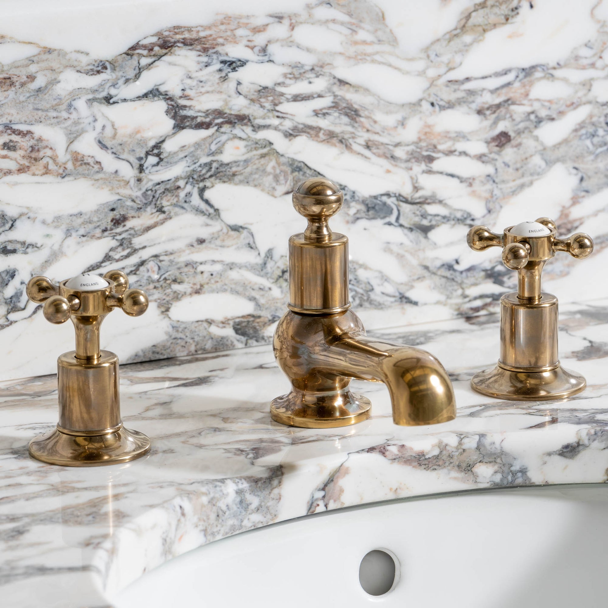 20+ Brassware Finishes - Rutland London