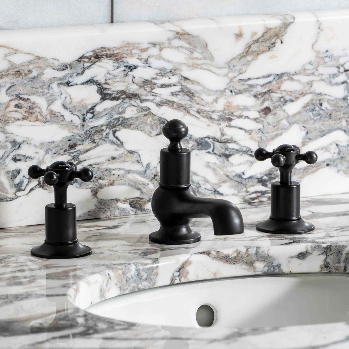 Thornhill Vanity Suite (Inc. Marble Top, Upstand &amp; Basin) - Rutland London